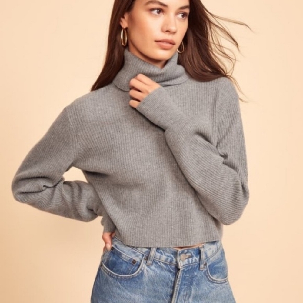 Reformation Gray Ribbed Turtleneck Cropped Sweater